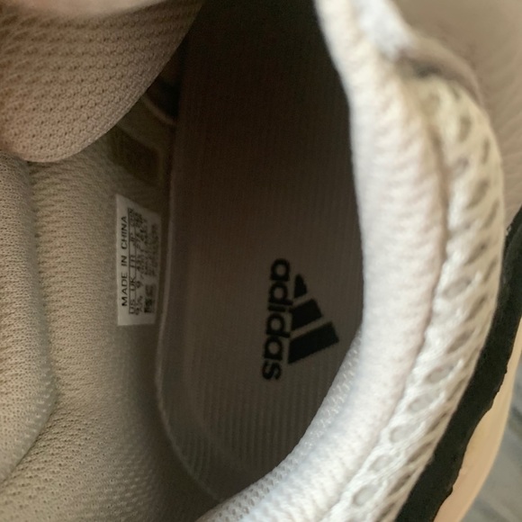 Yeezy 700 wave runner